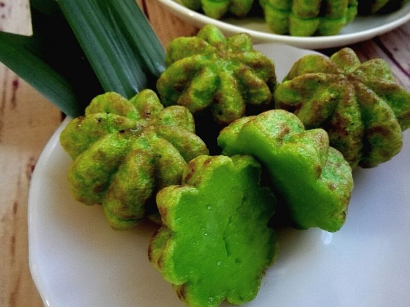 Kuih Cara Lemak Manis Sedap DiMakan Semasa Moreh