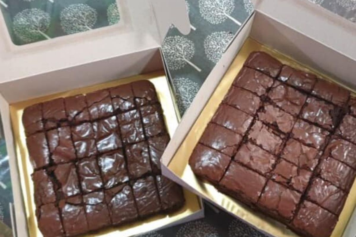 Home Baker Ini Tunjuk Langkah Buat Brownies Meletop. Resipi Dia Buat Berniaga.