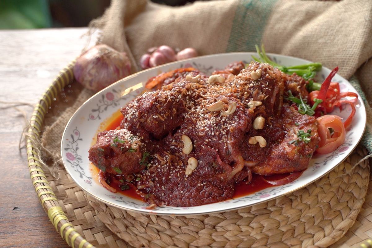 Datuk Chef Wan Dan Naqiu Masak Nasi Tomato & Ayam Masak Merah, Imbau Nostalgia Ramadan