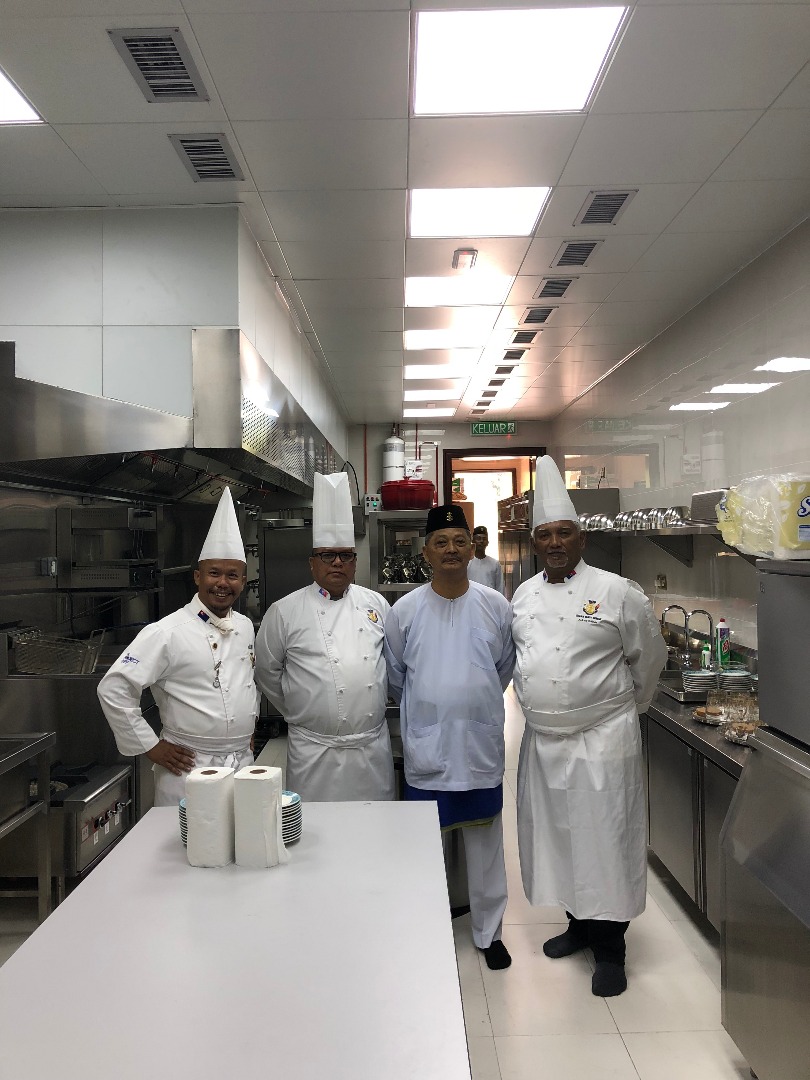 Chef Razak Kongsi Resipi Sempena PKP & Ramadan. Mudah Masak & Tak Guna Bajet Mahal.