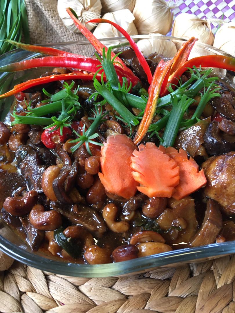 Datuk Chef Wan,Falyq Dan Radin Masak Bersama Ayam Masak Halia & Roti Sardin Salut Telur