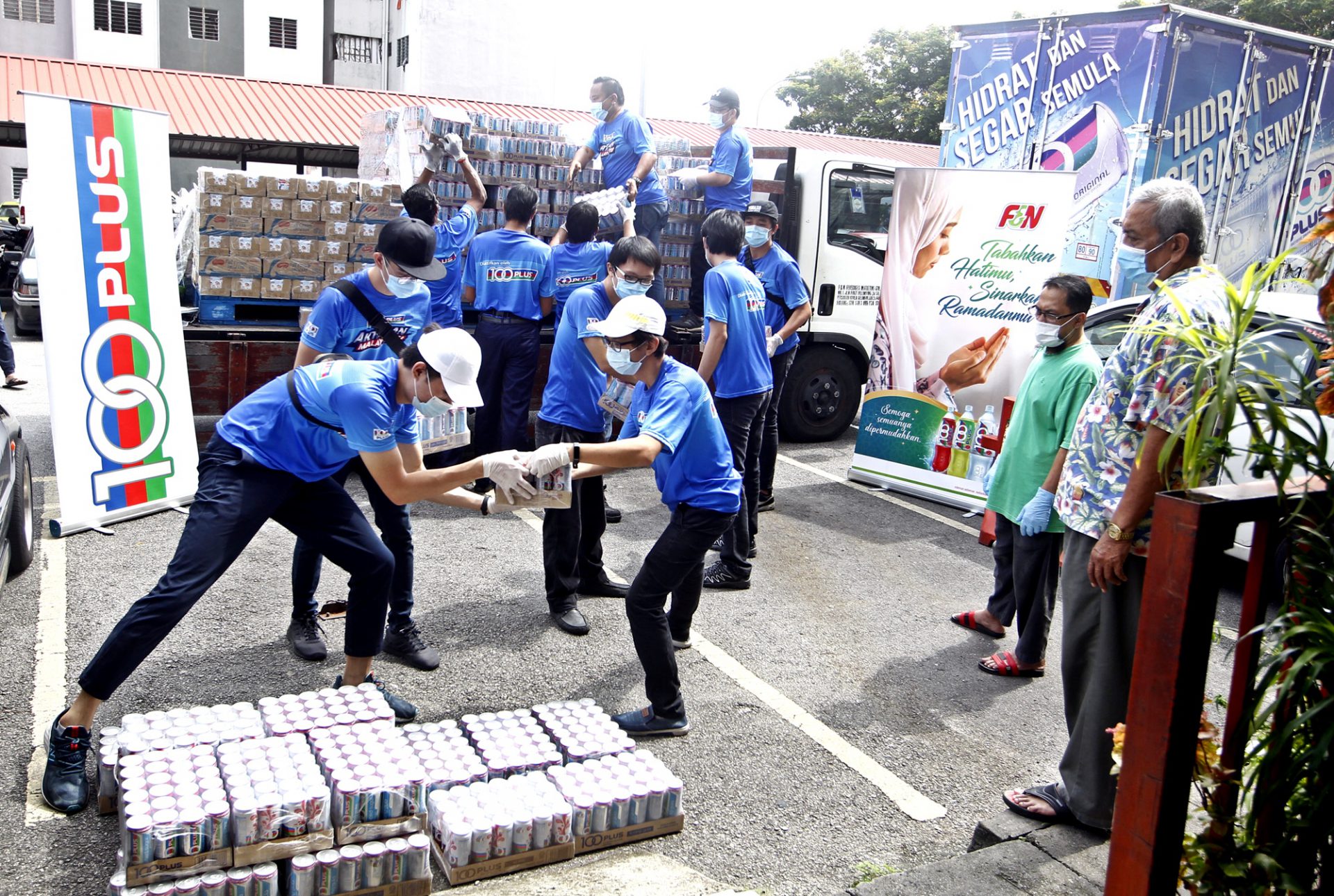 F&#038;NHB Bantu 10,000 Keluarga, Barisan Hadapan Dan Golongan Memerlukan