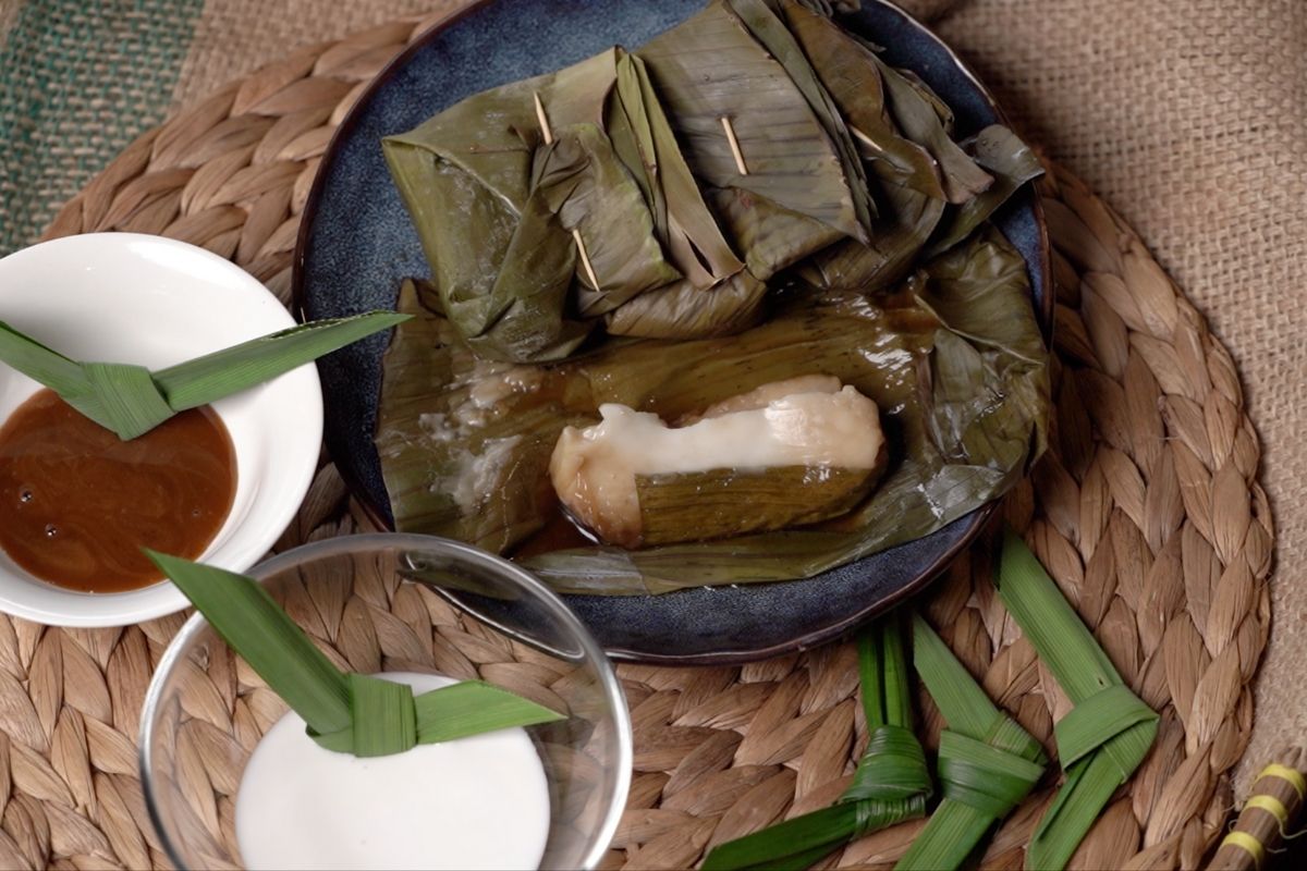 Datuk Chef Wan dan Hafiz Suip Masak Bubur Pedas dan Kuih Bongkol Sarawak.