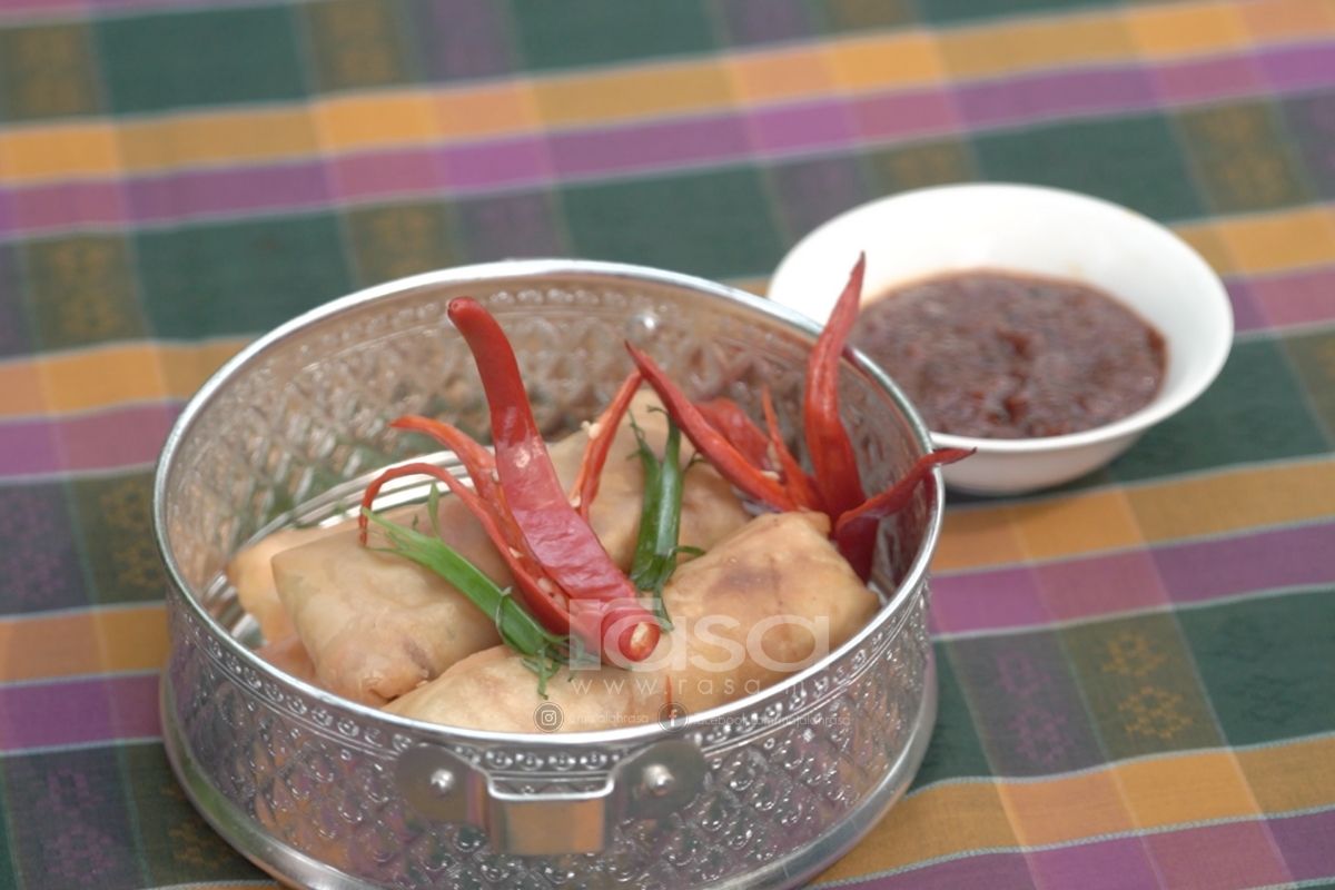 Ismail Izzani Masak Nasi Minyak, Kurma Ayam Dan Popia Sambal Dengan Chef Wan,  Mesranya ‘Cucu’ & ‘Atuk’