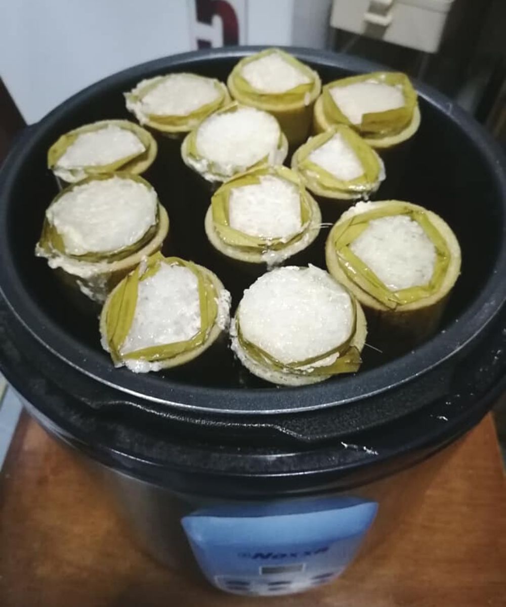 Rozaini Masak Lemang Guna Pressure Cooker. Guna Buluh Betul dan Cepat DiMasak .