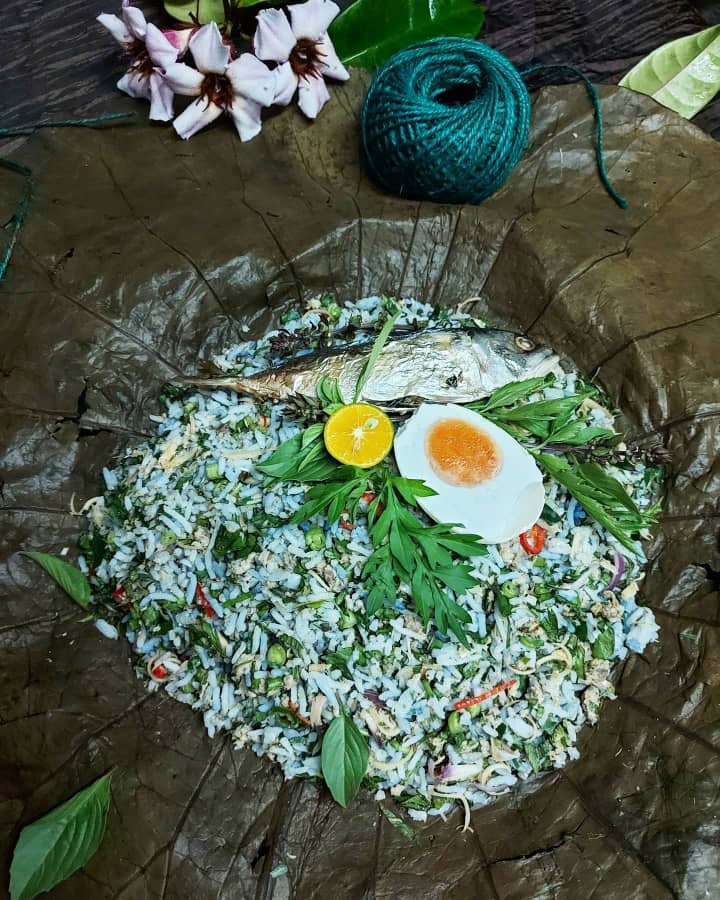 Berselera Makan Nasi Ulam & Nasi Bunga Telang Di Waktu Berbuka