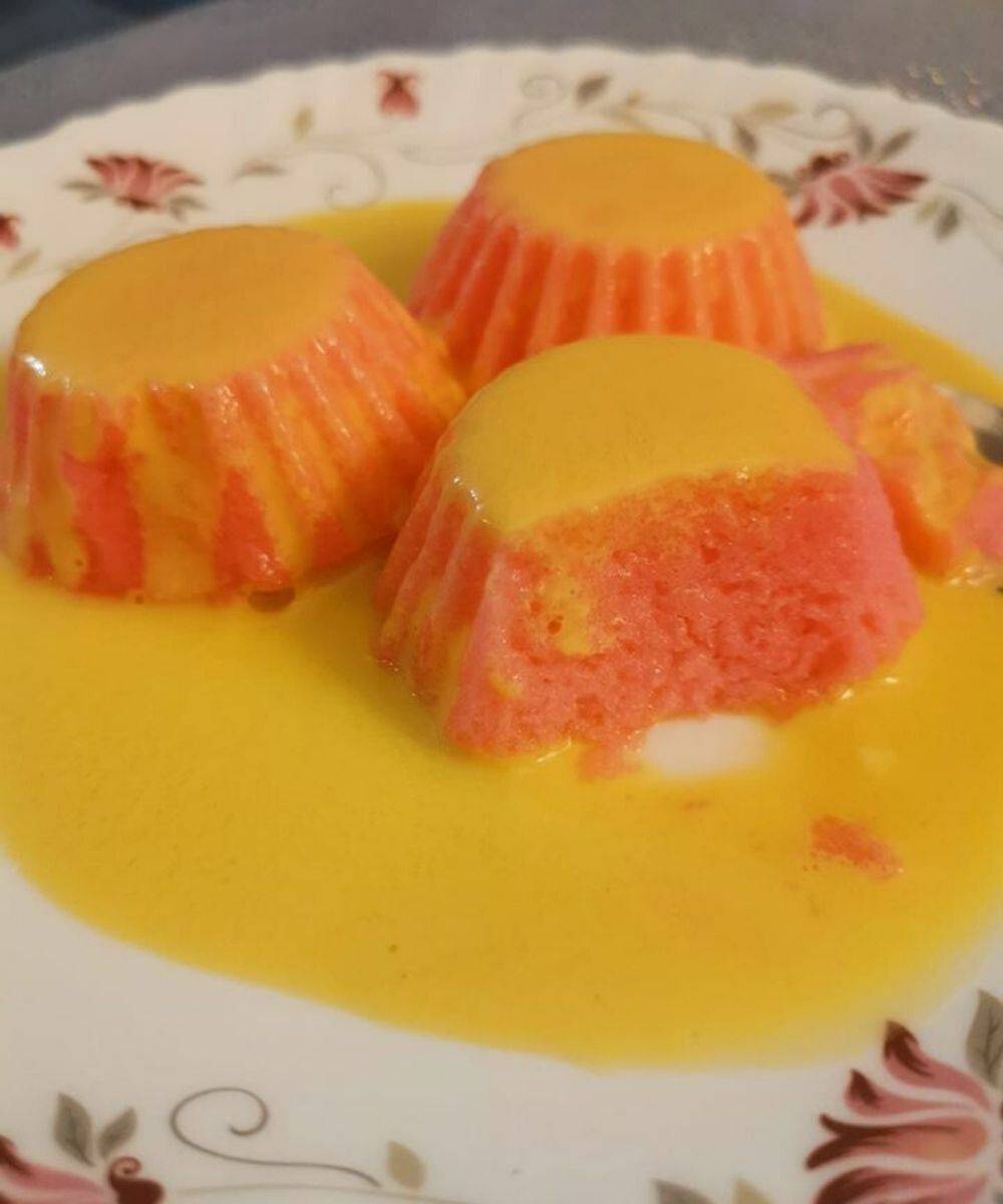 Puding buah berkuah