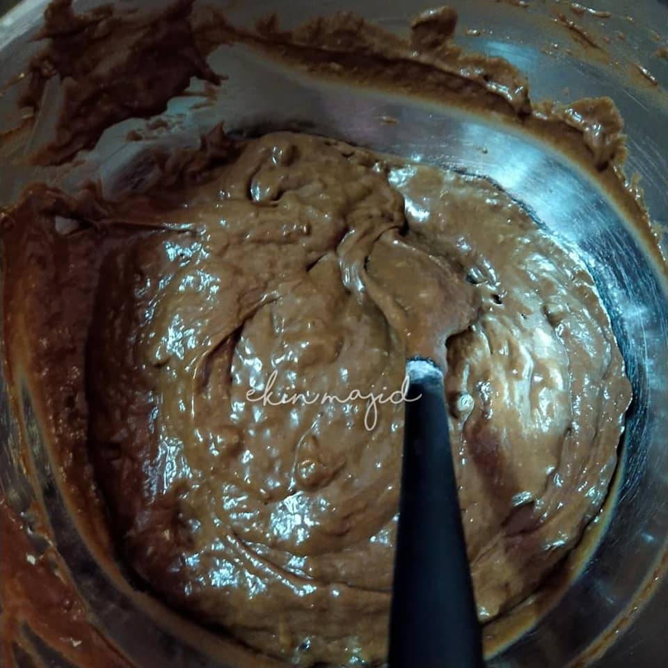 Resipi Kek Pisang Coklat Kluster Kayangan. Sedap!