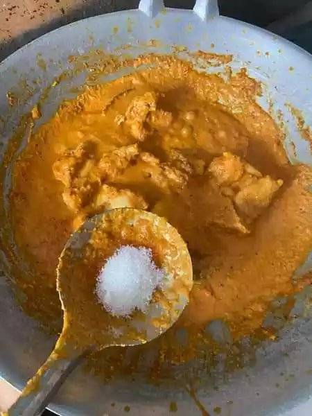 Cara Mudah Masak Rendang Ayam. Ikut Cara Step-By-Step Ini Gerenti Jadi. Memang Sedap.