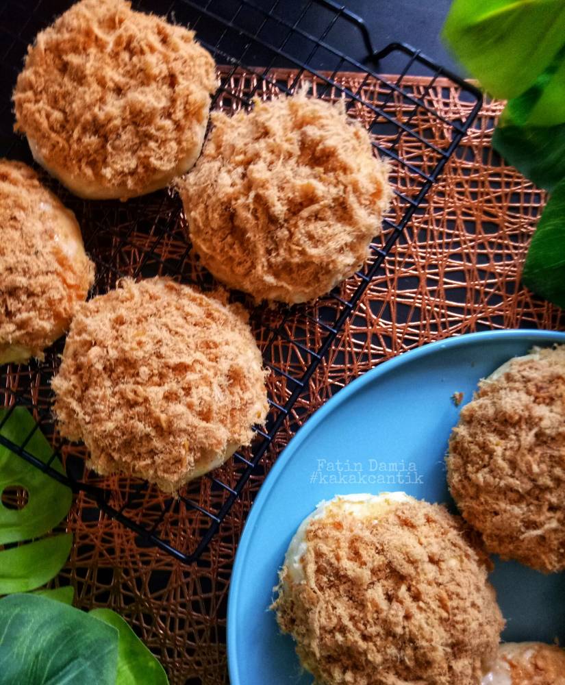 Chicken Floss Bun Yang Lembut & Sedap