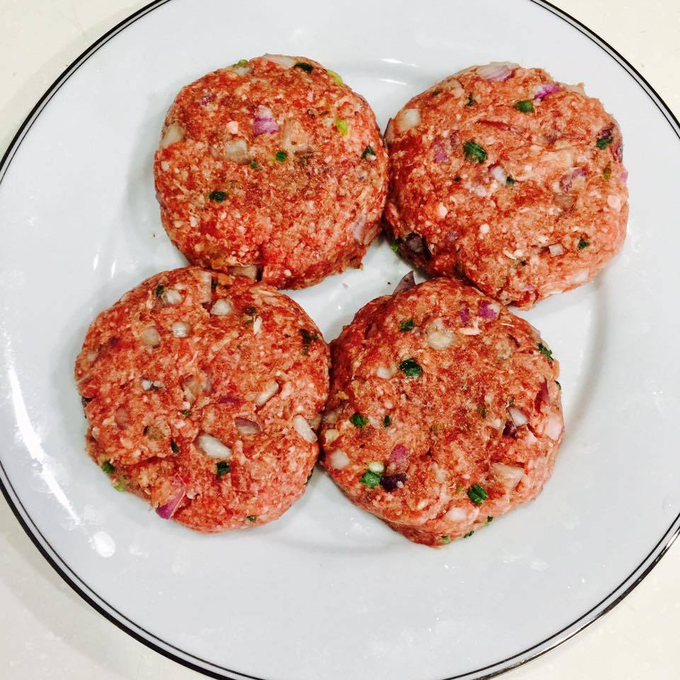 Beef Patties Homemade Lebih Puas Makan