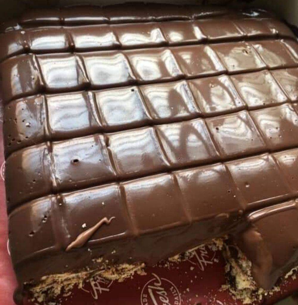 Kek Batik Coklat Ganache, Kurang Manis Kaya Coklatnya.
