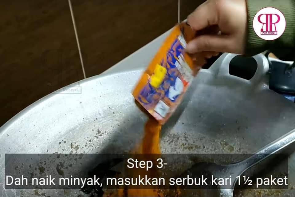 Cara Buat Mi Kari Simple & Super Sedap. Ikut Step By Step Ini Pasti Menjadi