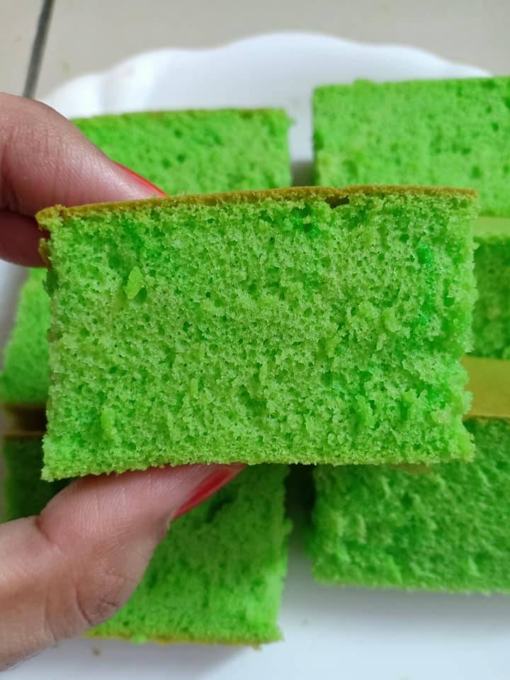 Kek Pandan Bersantan Gebu