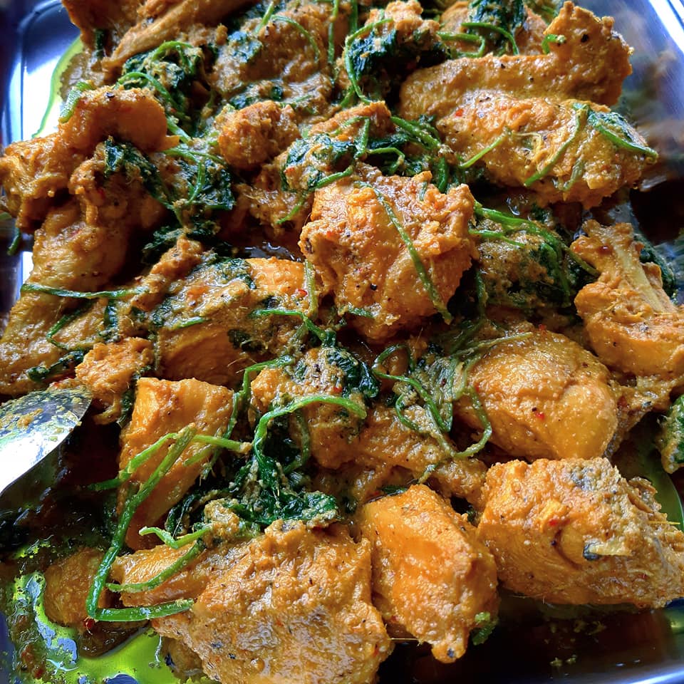 Rendang Ayam Style Negeri Sembilan, Siap Ada Pegaga Tau