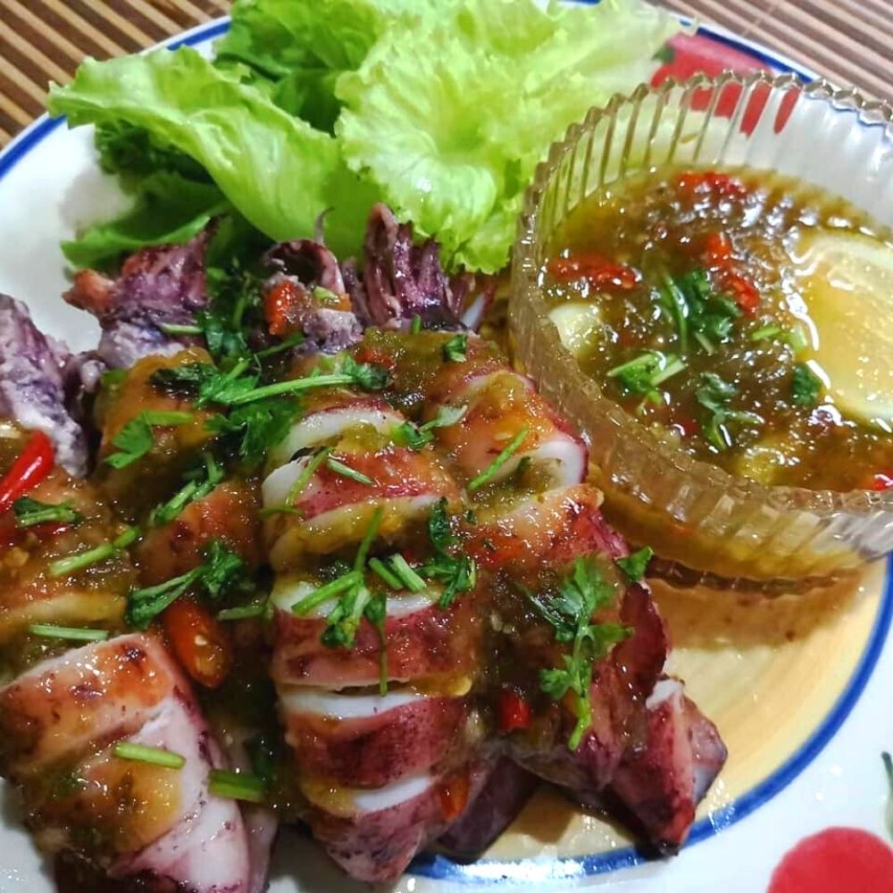 Sotong Bakar Thai Dengan Resipi Sos Paling Sedap. Siram Aje Atasnya