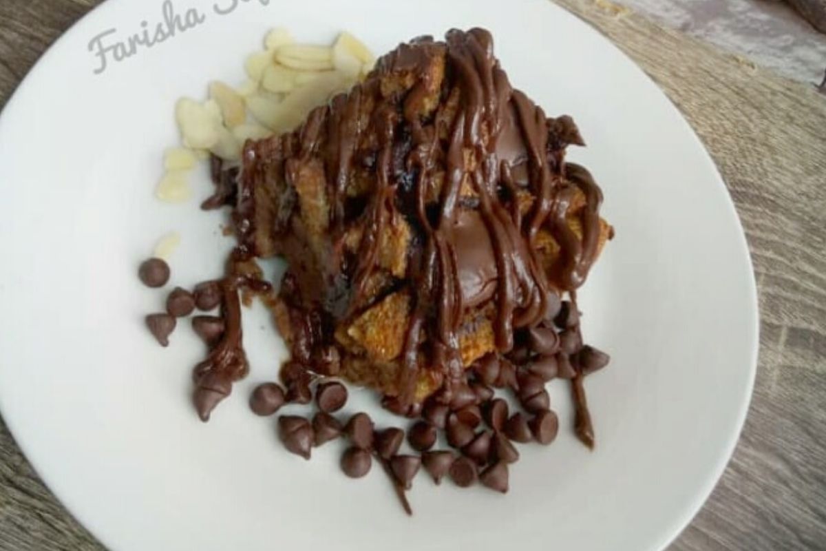 Puding Roti Coklat Yang Sangat Sedap, Sukat Guna Cawan Jer