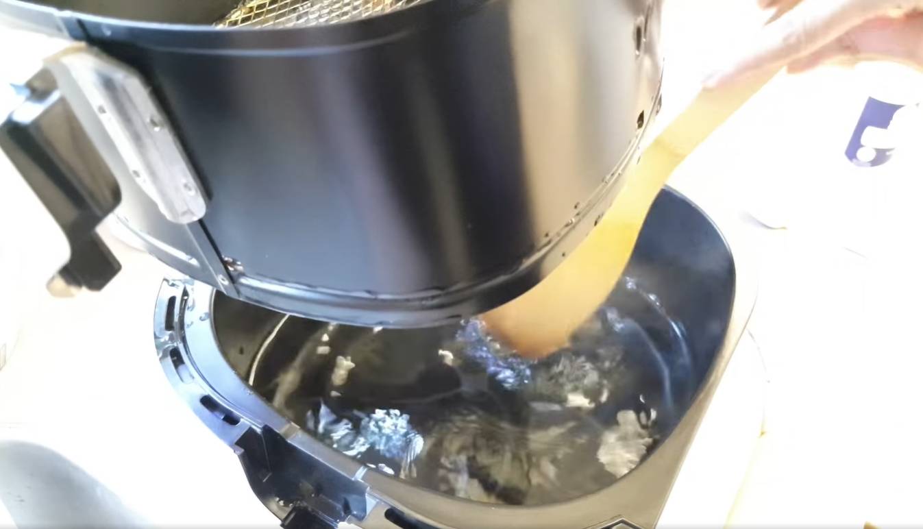 Cara Mudah Cuci Air Fryer, Barulah Sentiasa Bersih & Bebas Kuman