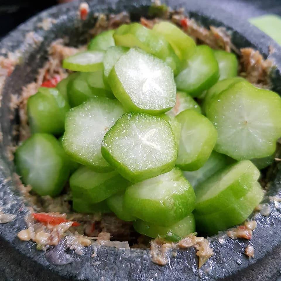 Resipi Sambal Ketuk Ikan Bilis Bersama Cili Padi & Belimbing Buluh, Lauk Simple Tapi Sedap