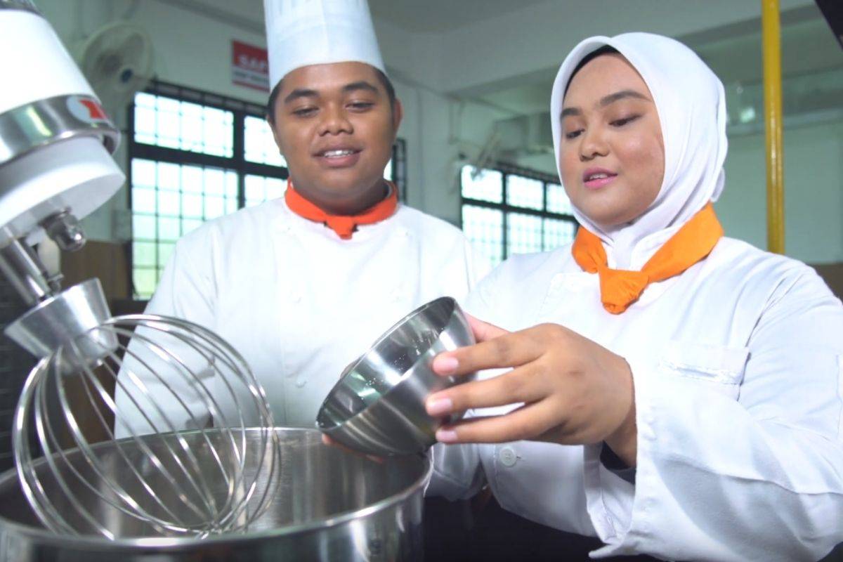 Kolej Yayasan Felda Pahang Bentuk Tenaga Kerja Mahir,Penginapan & Makan Minum Percuma