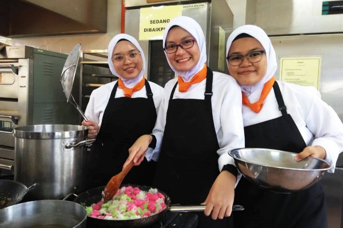 Kolej Yayasan Felda Pahang Bentuk Tenaga Kerja Mahir,Penginapan & Makan Minum Percuma