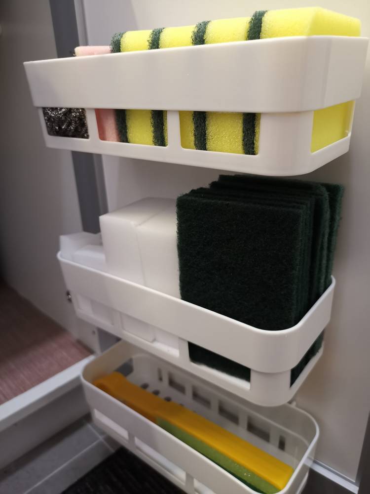 DIY Pintu Kabinet Dapur Serendah RM2.10 Sahaja. Hasilnya Tetap Cantik & Tersusun!