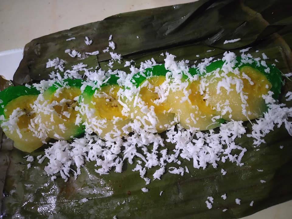 Cara Buat Kuih Lepat Inti Pisang Yang Lembut & Sedap