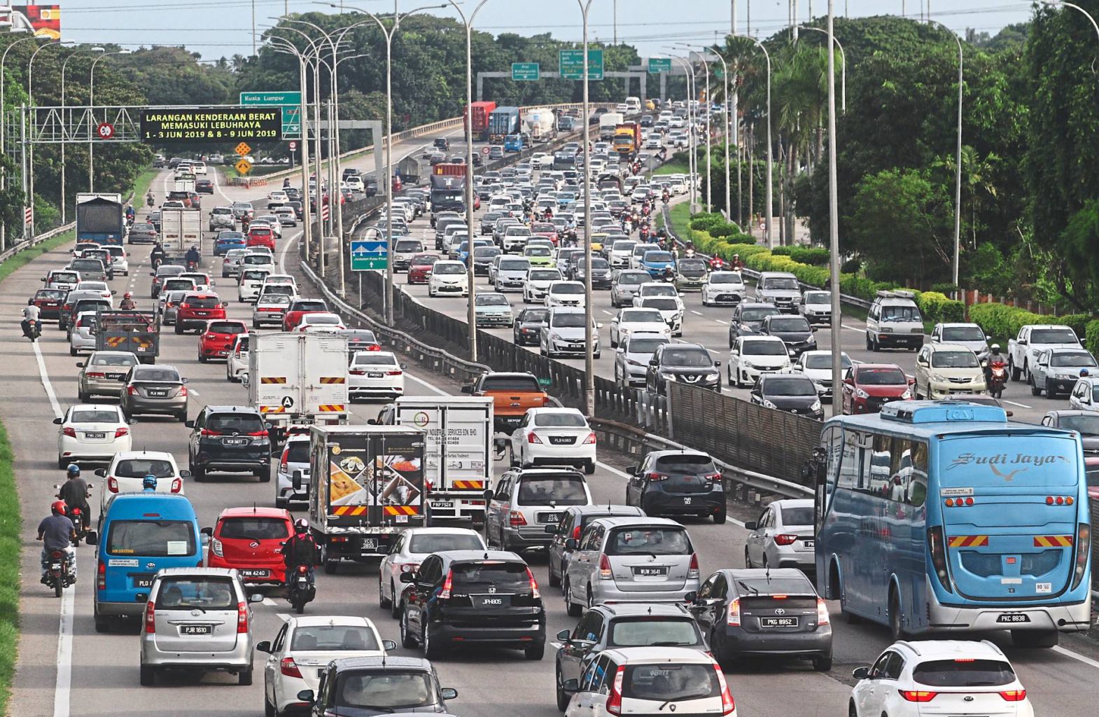 Tiada Sekatan Perjalanan Pulang Ke Kampung, Ini Antara SOP Hari Raya Aidiladha Yang Perlu Dipatuhi