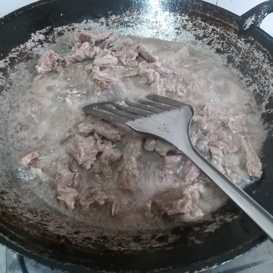 Daging Liat? Tukang Masak Thai Kongsi Dua Cara Lembutkan Daging. Memang Menjadi!