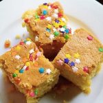 Kek Mentega Simple Guna 4 Bahan Sahaja, Sedap Lemak Manis Rasanya