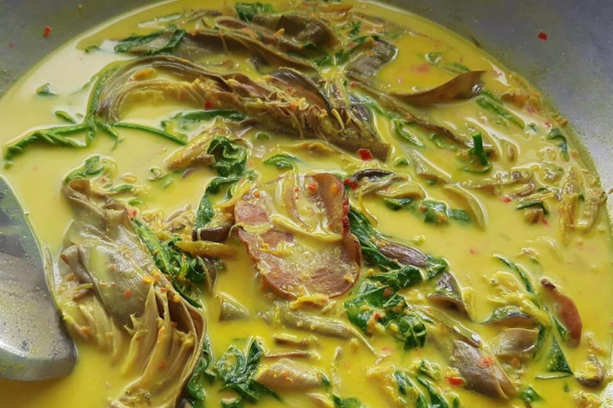 Masak Lemak Cili Api Jantung Pisang dan Pucuk Ubi, Sedap Sungguh