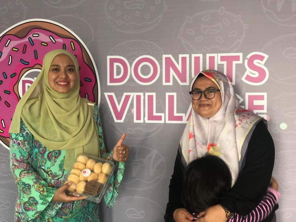 Nak Donat Sedap Tapi Murah? Korang Wajib Try Di Cafe Donuts Village