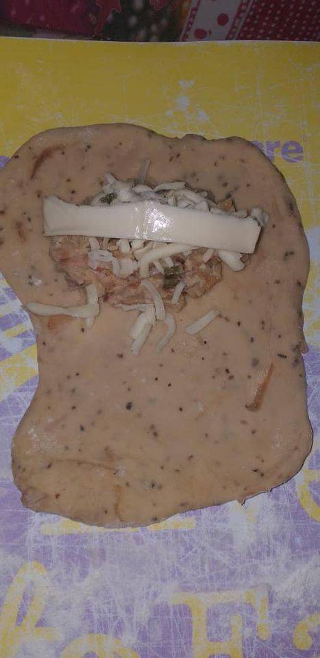 Roti Bawang Berinti, Sedap Dimakan Waktu Petang