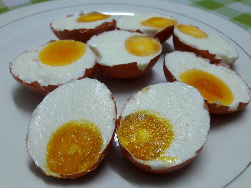 Cara Mudah Buat Telur Masin Homemade Guna Telur Ayam