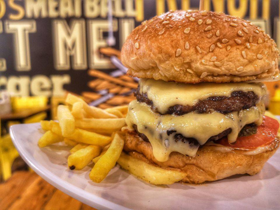 Burger Terbaik di Port Dickson, Semestinya MHR Burger