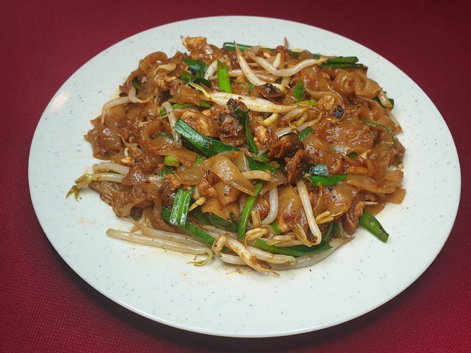 Lapar? Malas Nak Keluar? Restoran Ayam Goreng Thor Kini Buat Delivery Terus Depan Pintu Rumah Anda