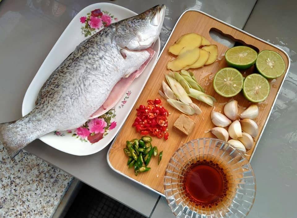 Resipi Ikan Siakap Stim Ala Thai Confirm Sedap & ‘Juicy’