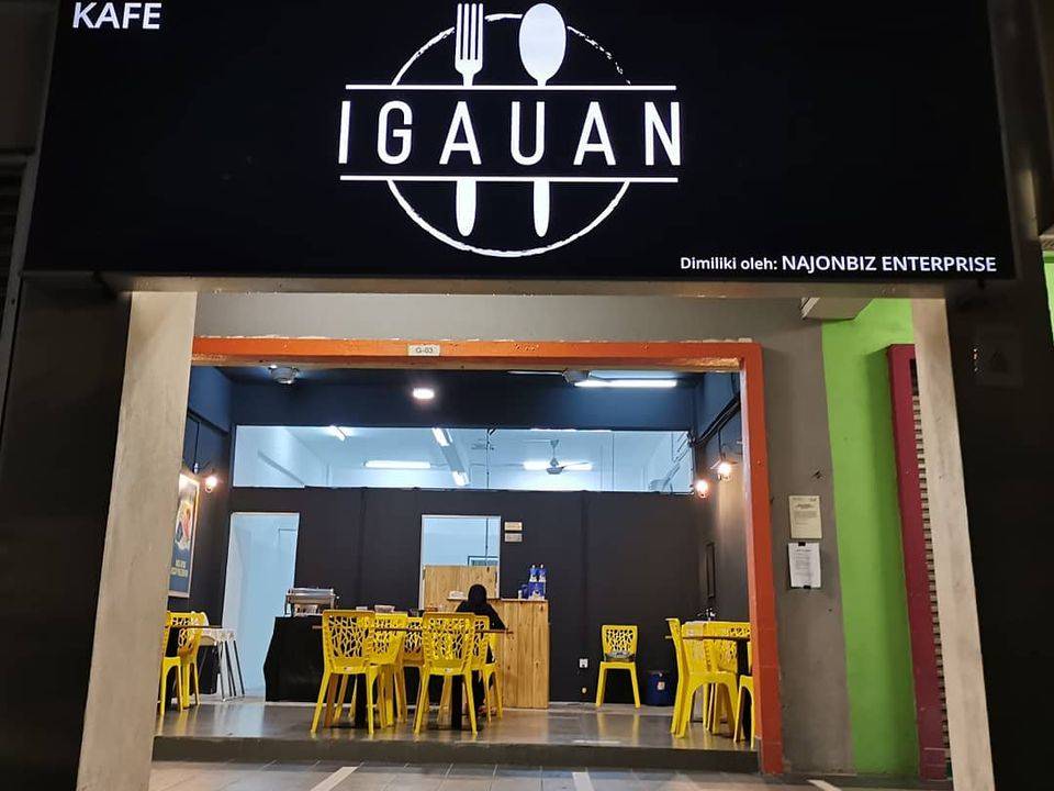 Hidangan Santai Di Kafe Igauan Shah Alam