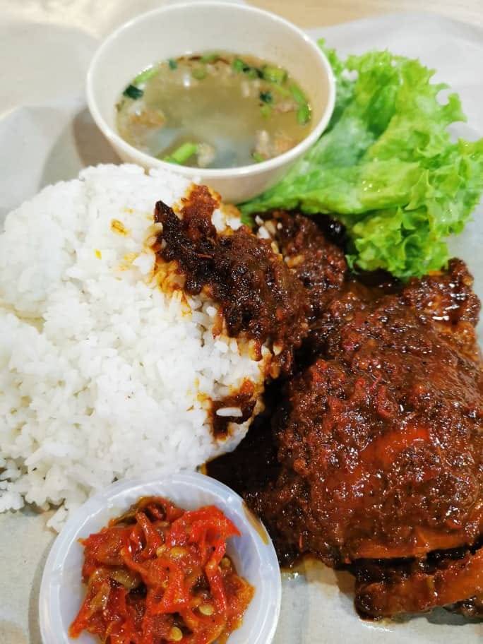 Hidangan Santai Di Kafe Igauan Shah Alam