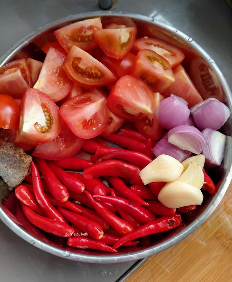 Sambal Penyet Tak Guna Banyak Bahan, Resepi Paling Ringkas &#038; Sedap