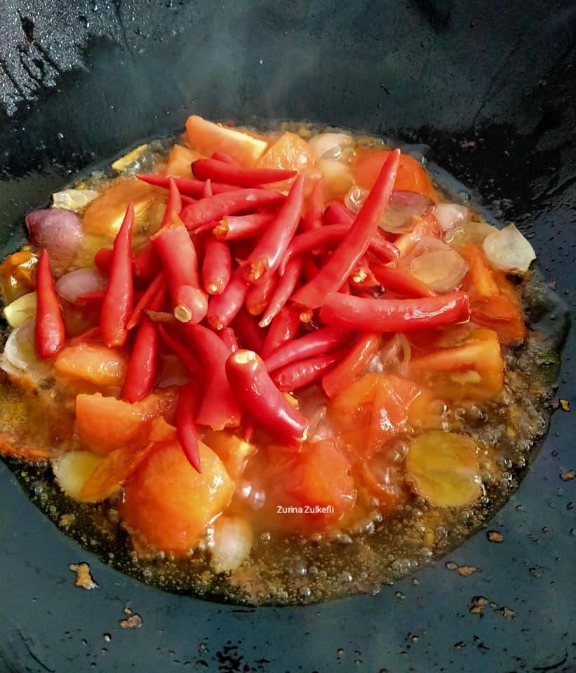 Sambal Penyet Tak Guna Banyak Bahan, Resepi Paling Ringkas &#038; Sedap