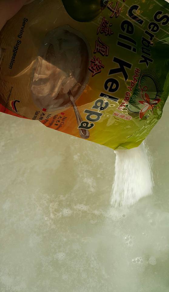 Resipi Jeli Kelapa Muda Guna Sukatan Cawan. Sedap & Sejuk Dimakan