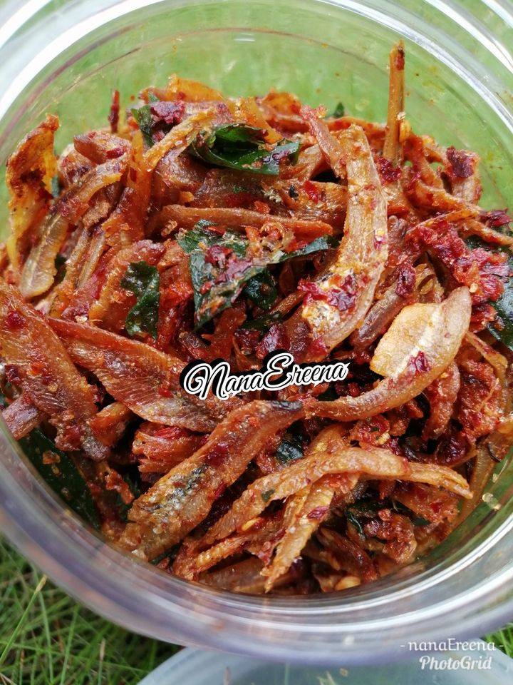 Sambal Bilis Garing, Buat Sebekas Sekejap Je Habis