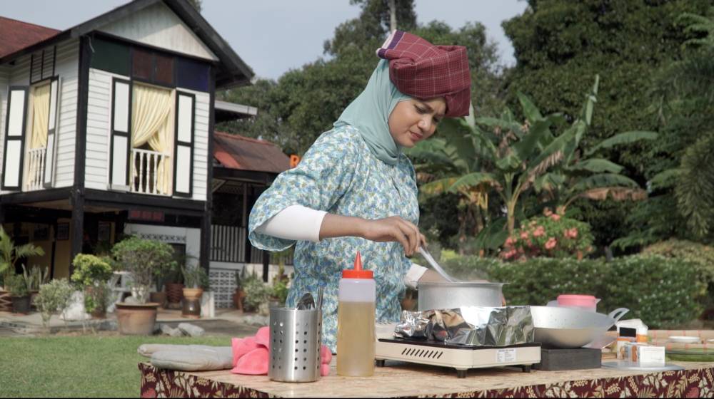Finalis Ratu Hijabista, Mira Filzah Kena Masuk Kampung & Masak. Gamat Jadinya