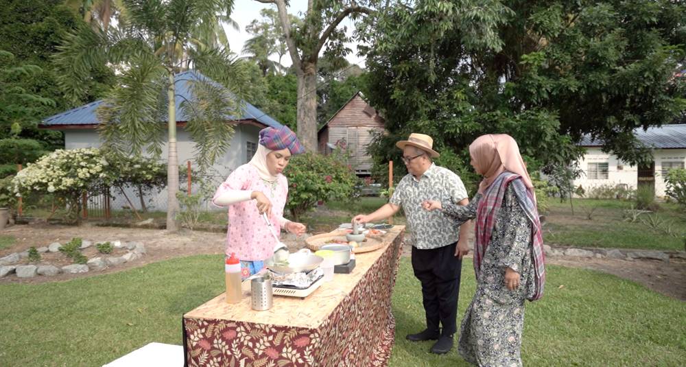 Finalis Ratu Hijabista, Mira Filzah Kena Masuk Kampung & Masak. Gamat Jadinya