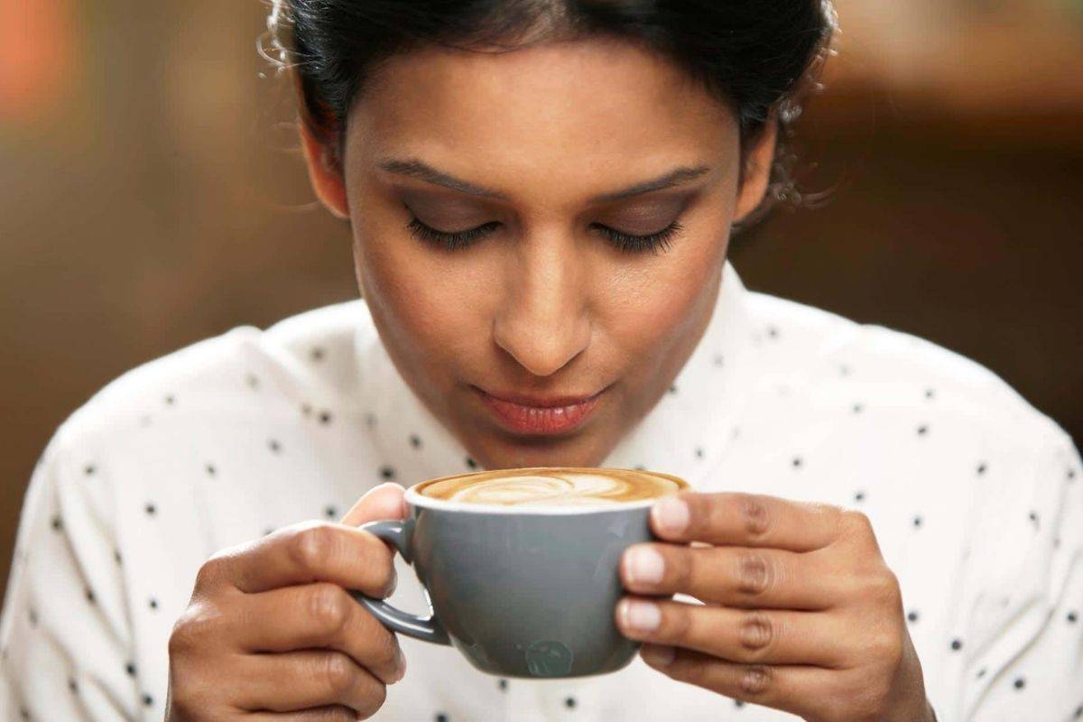 Mengapa Penting Minum Kopi Di Waktu Yang Tepat, Ni Jawapannya…