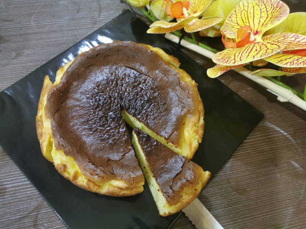Resipi Basque Burnt Cheesecake Sedap, Mudah & Gerenti Jadi