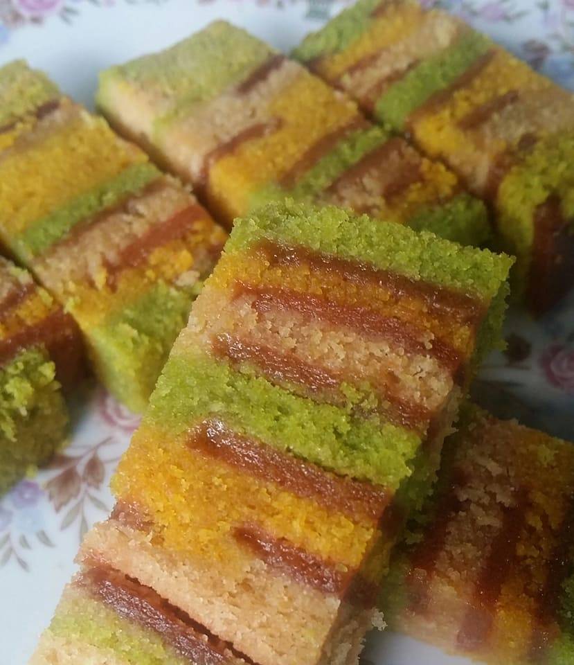 Resipi Kek Lapis Masam Manis Kukus Warisan Arwah Ibu Mertua. Sedap & Mudah