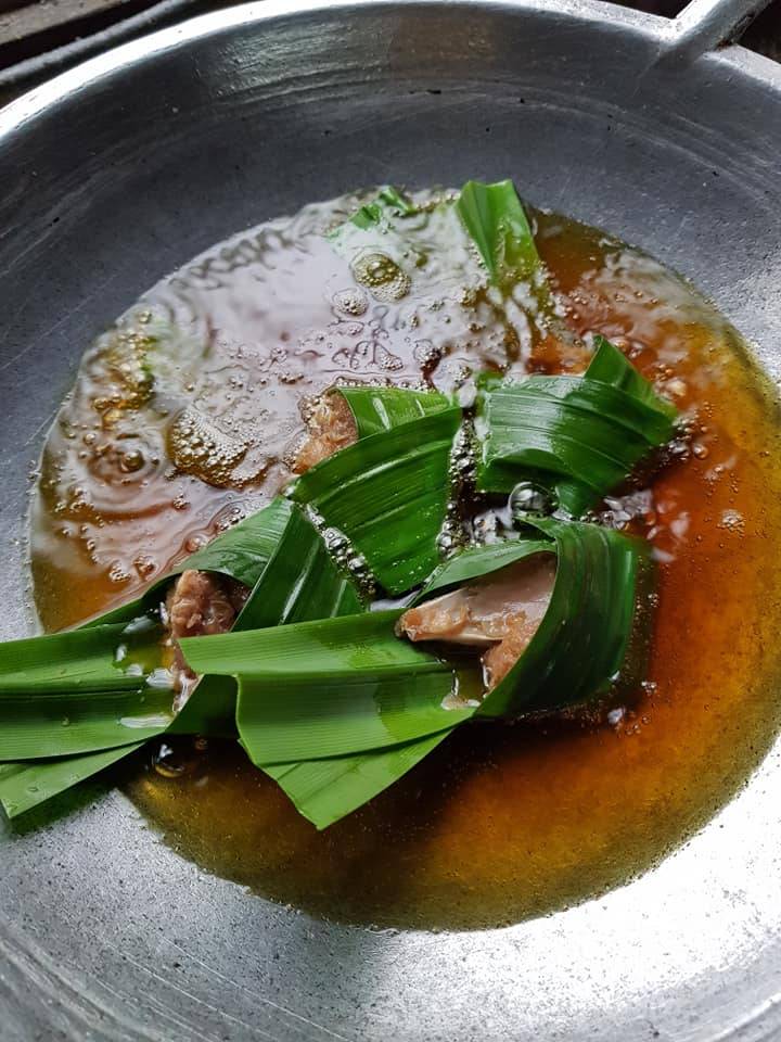 Ayam Pandan Thai Sedap, Mudah & Tak Guna Banyak Bahan