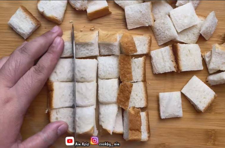 Resipi Roti Pizza Tuna Guna Kuali. Sedap & Lembut Walau Dah Sejuk